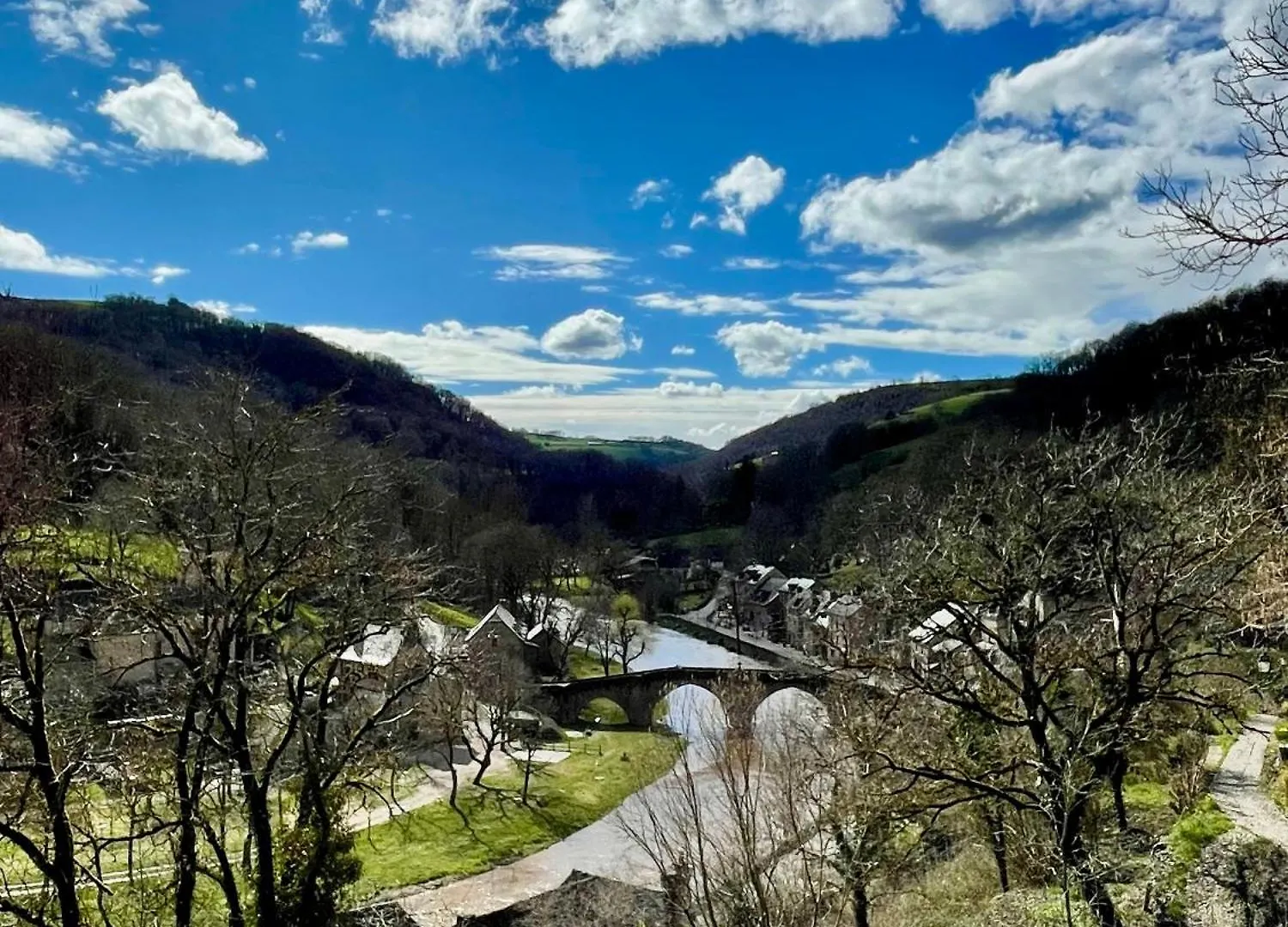Gite Causses Cocottes 4 Epis Gites De France Et 4 Etoiles Meuble De Tourisme Maison D'Architecte Sur 5800 M2 De Terrain Salvagnac-Cajarc Villa