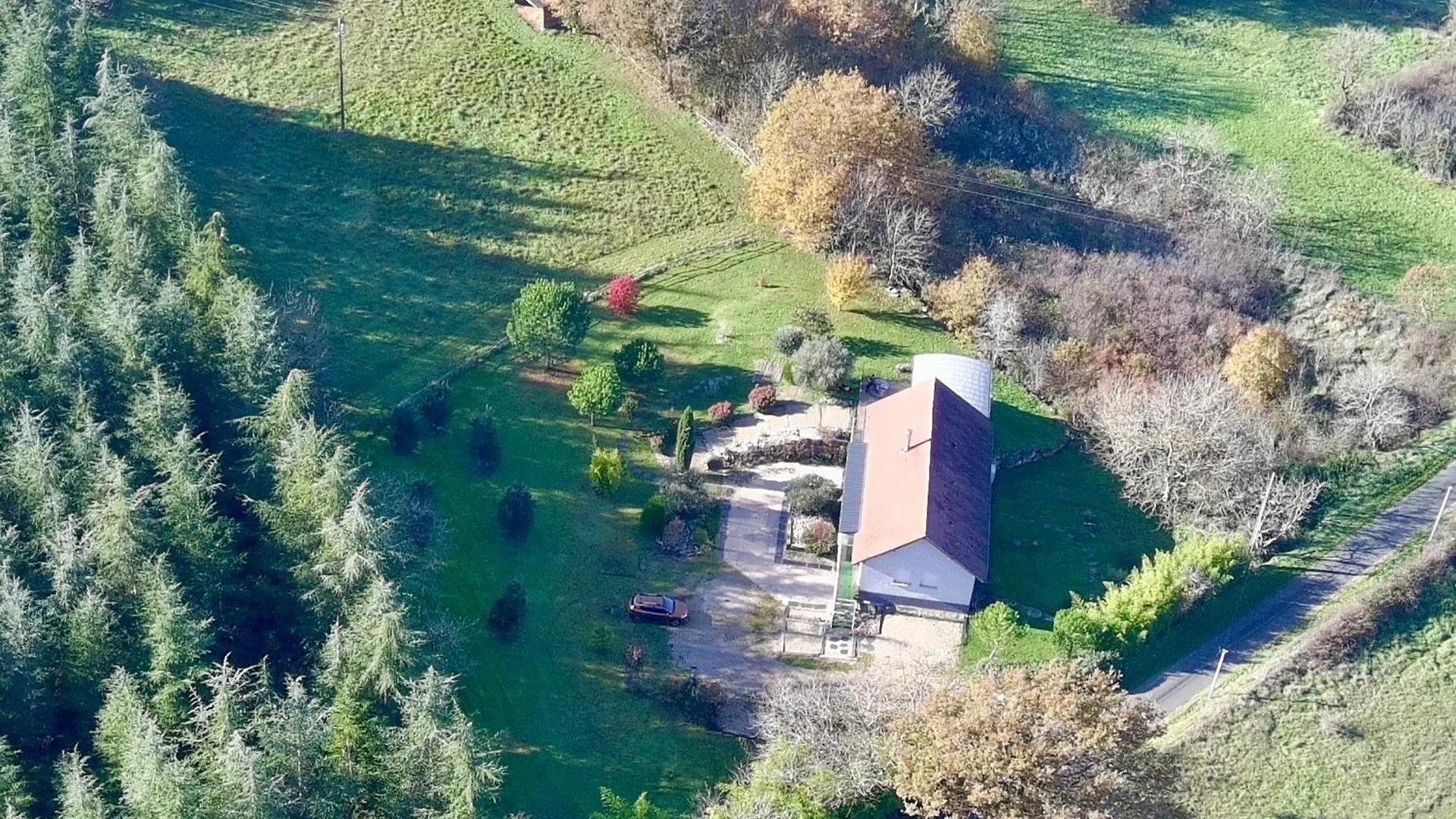 Gite Causses Cocottes 4 Epis Gites De France Et 4 Etoiles Meuble De Tourisme Maison D'Architecte Sur 5800 M2 De Terrain Salvagnac-Cajarc 0*,  France